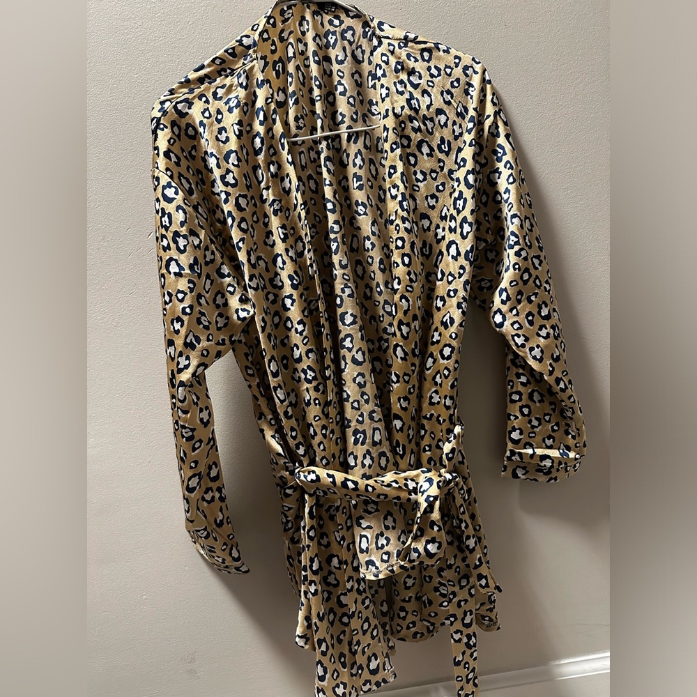 Boohoo Women Blouse beige leopard print